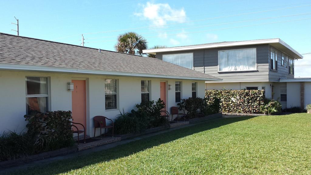 Surf Studio Beach Resort Cocoa Beach Bagian luar foto