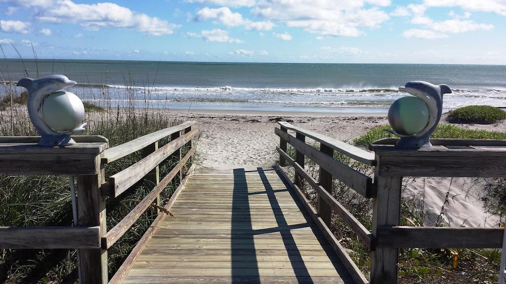 Surf Studio Beach Resort Cocoa Beach Bagian luar foto