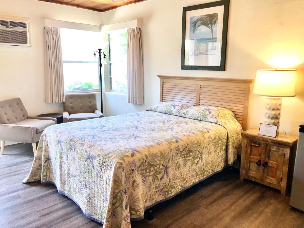 Surf Studio Beach Resort Cocoa Beach Bagian luar foto