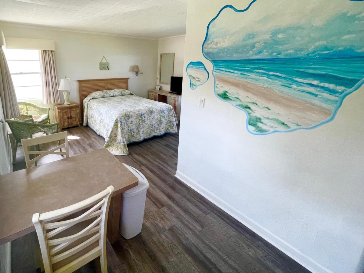 Surf Studio Beach Resort Cocoa Beach Bagian luar foto