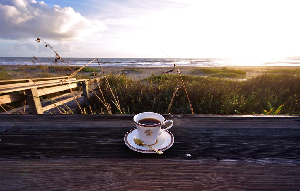 Surf Studio Beach Resort Cocoa Beach Bagian luar foto