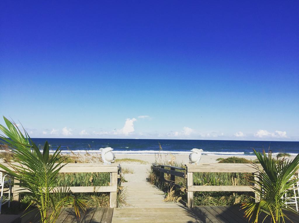 Surf Studio Beach Resort Cocoa Beach Bagian luar foto